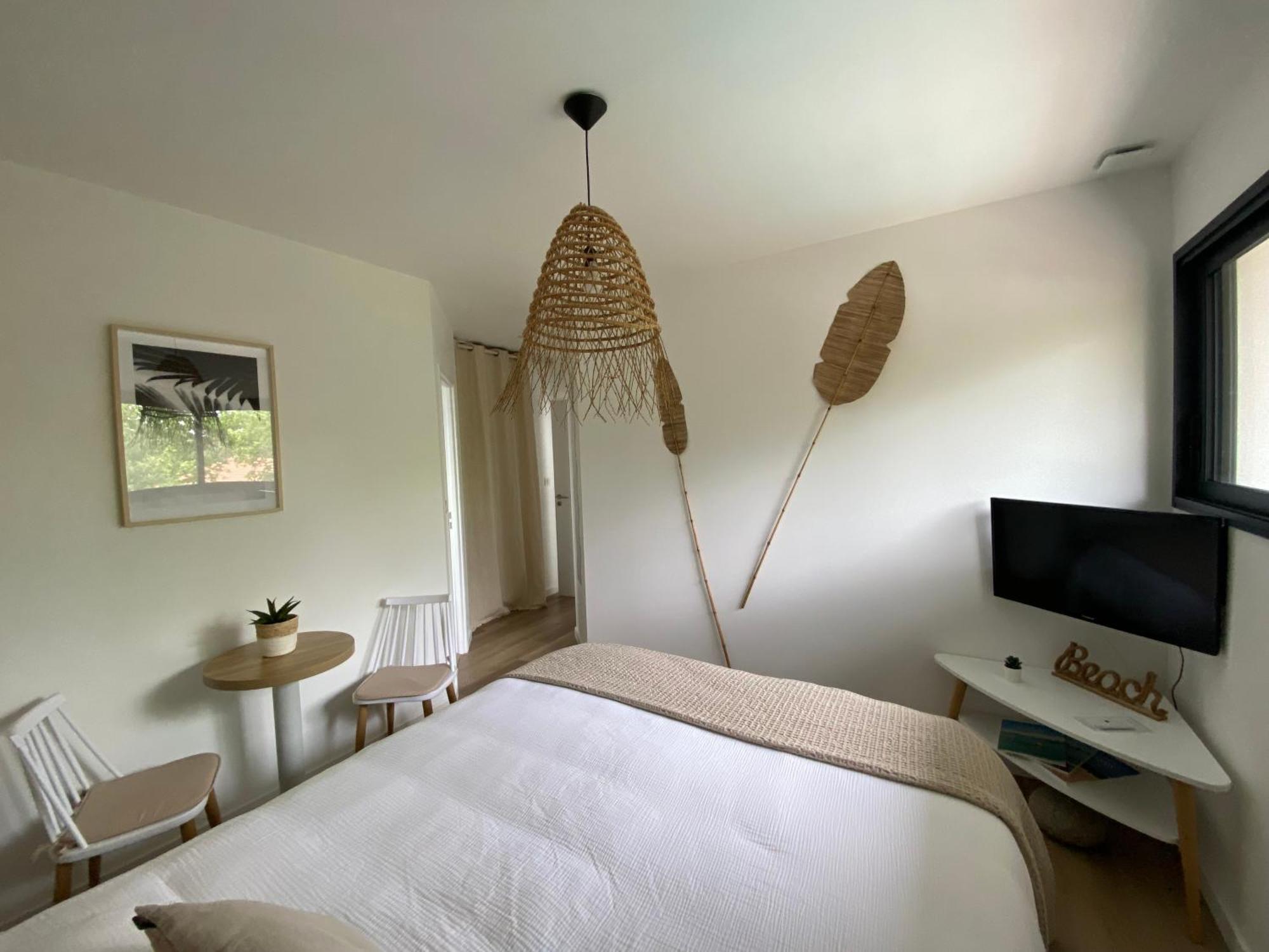 Chai Nous - Chambres D'Hotes A 500M Du Bassin 아레즈 외부 사진